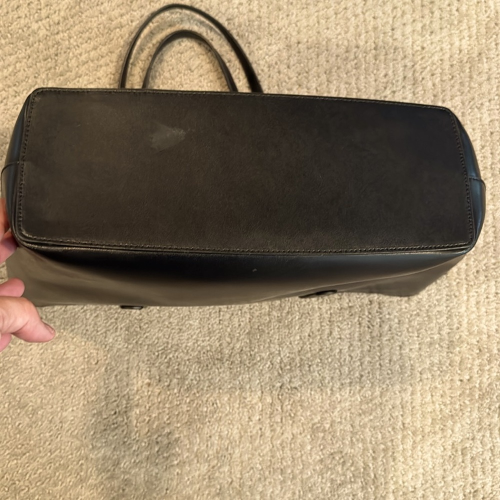 Kate Spade Large Leather - Picture 3 of 6